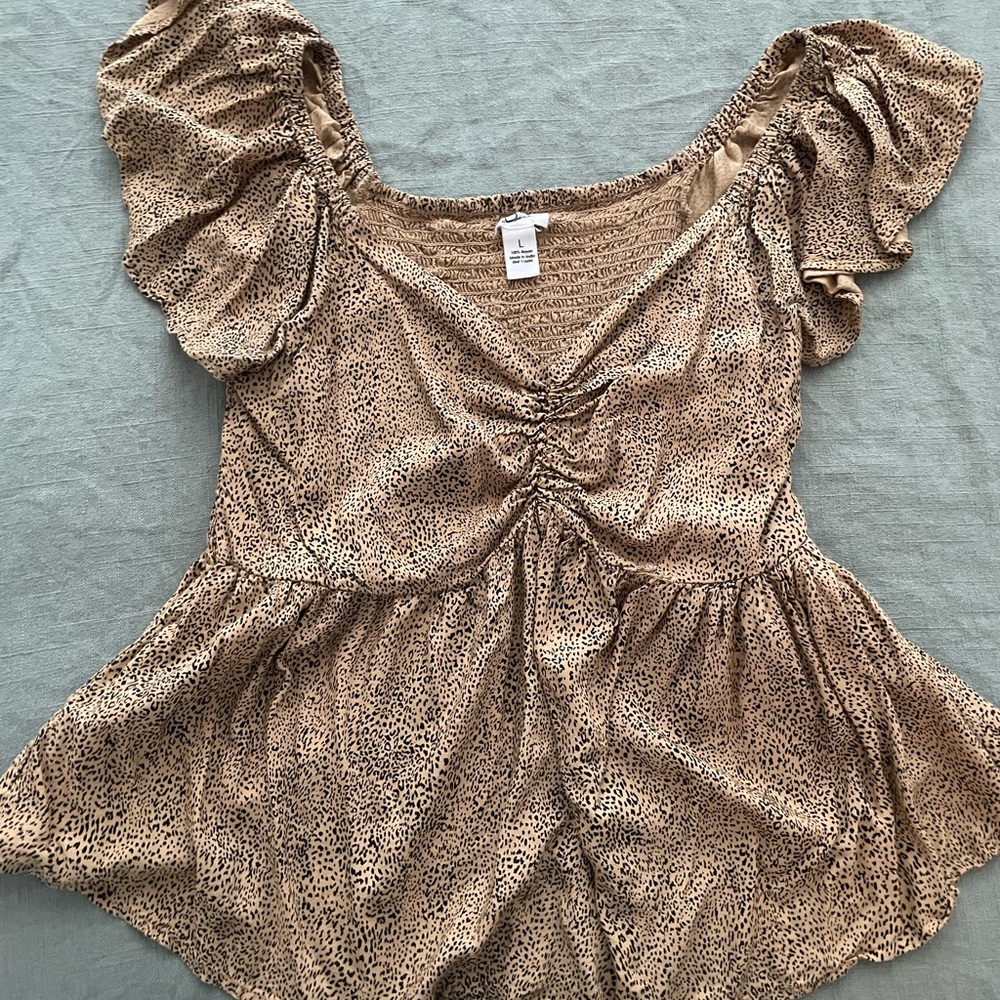Animal print top